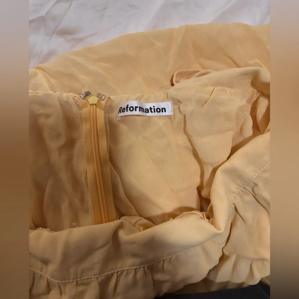 Reformation Andre Dress - Picture 2 of 5